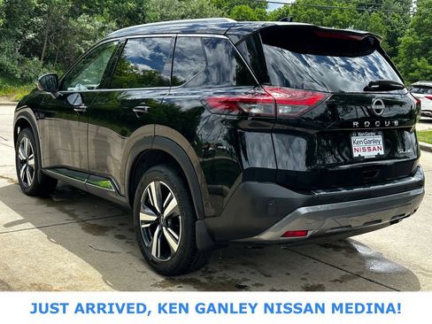 Certified 2023 Nissan Rogue SL w/ SL Premium Package AWD/4WD image 5