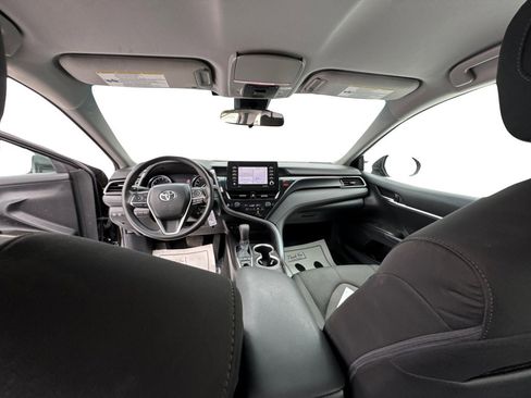Used 2023 Toyota Camry LE image 33