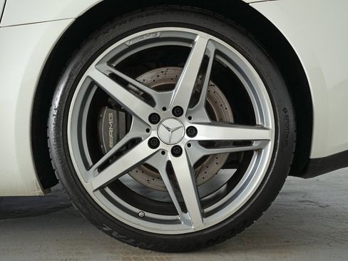 Used 2017 Mercedes-Benz AMG GT Coupe image 25