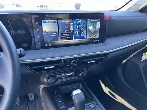 New 2026 Nissan Kicks SV image 24