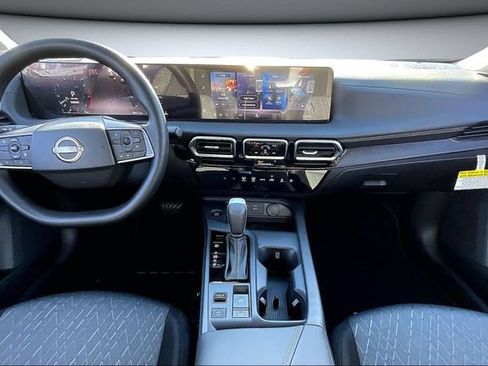 New 2026 Nissan Sentra SV FWD image 5