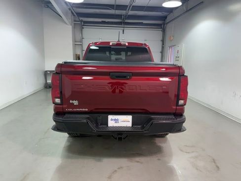 Certified 2024 Chevrolet Colorado Z71 w/ Z71 Convenience Package 2 image 5