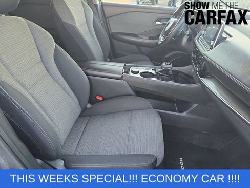 Used 2021 Nissan Rogue SV image 24