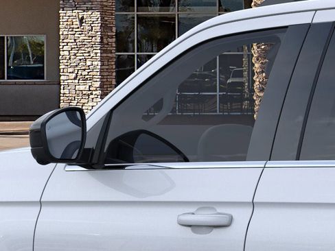 New 2026 Ford Expedition Active image 20