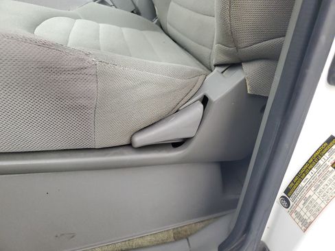 Used 2016 Nissan Frontier S RWD image 27