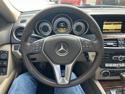 Used 2012 Mercedes-Benz C 300 4MATIC Sedan image 18