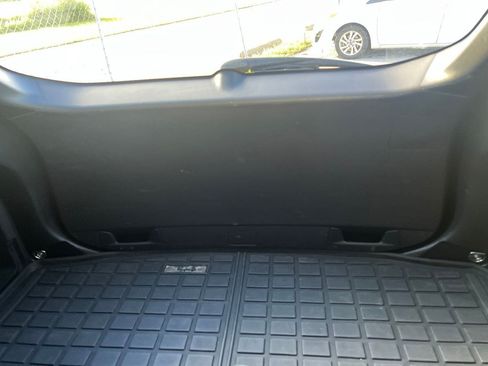 Used 2022 Toyota RAV4 LE AWD/4WD image 15