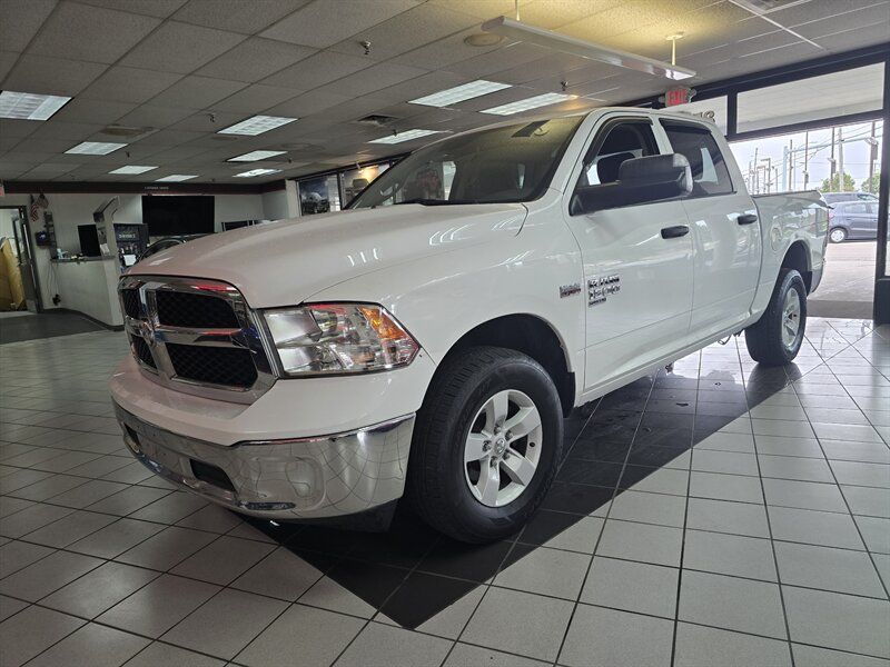 Used 2019 RAM 1500 Tradesman w/ Chrome Appearance Group AWD/4WD image 1