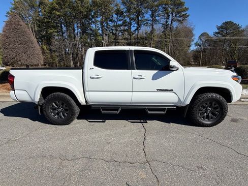 Used 2023 Toyota Tacoma SR5 image 7