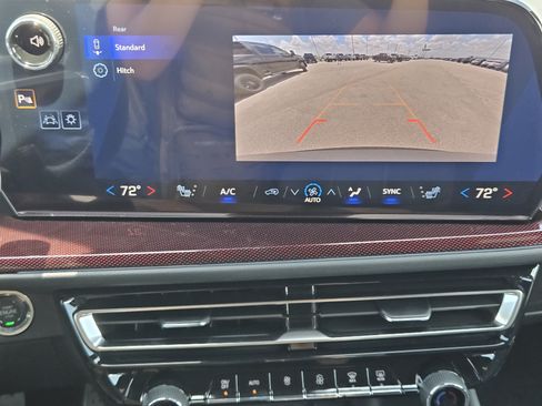New 2026 Chevrolet Traverse Z71 AWD/4WD image 36