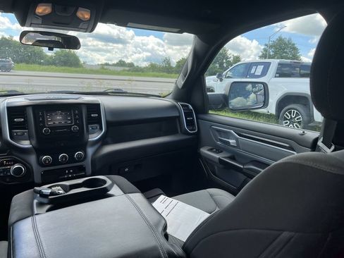 Used 2022 RAM 1500 Big Horn AWD/4WD image 11