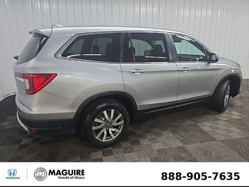 Used 2021 Honda Pilot EX image 3