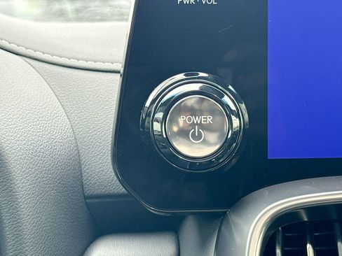 New 2026 Lexus LX 700h Luxury image 18