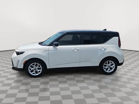 Used 2024 Kia Soul S FWD image 4