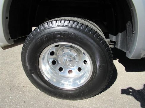 Used 2014 RAM 3500 Laramie image 5