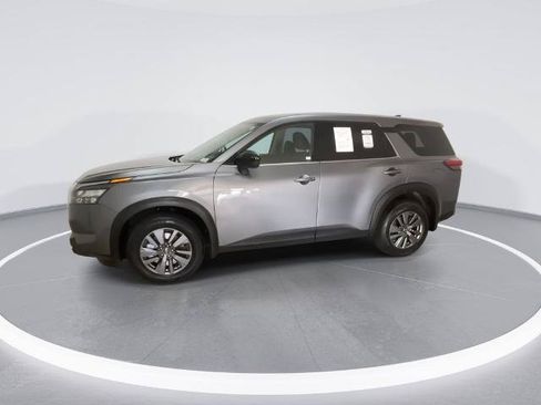 Certified 2024 Nissan Pathfinder S AWD/4WD image 3