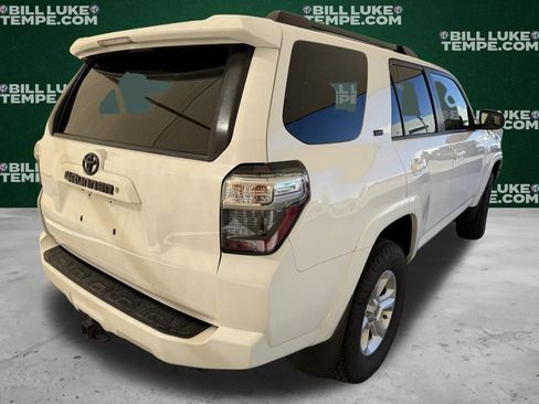 Used 2017 Toyota 4Runner SR5 Premium image 6