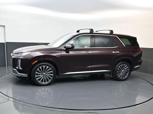 Used 2024 Hyundai Palisade Calligraphy image 7