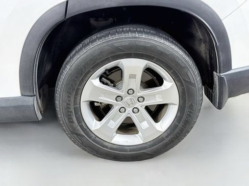Used 2023 Honda Pilot LX image 30