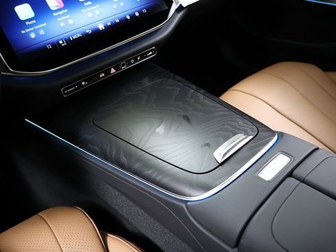 New 2026 Mercedes-Benz E 350 4MATIC Sedan image 23