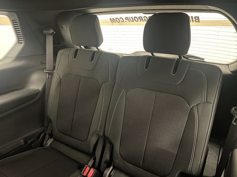 New 2025 Jeep Grand Cherokee L Laredo w/ Trailer Tow Package image 13