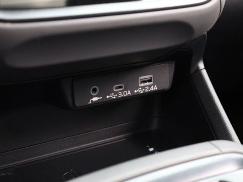 Certified 2024 Subaru Crosstrek 2.5i Limited w/ Crosstrek Mirror Package AWD/4WD image 15