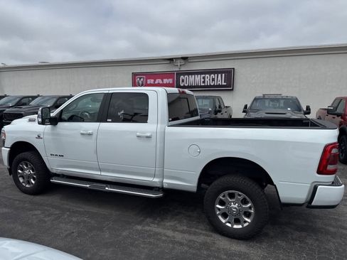 Used 2024 RAM 2500 Laramie AWD/4WD image 18