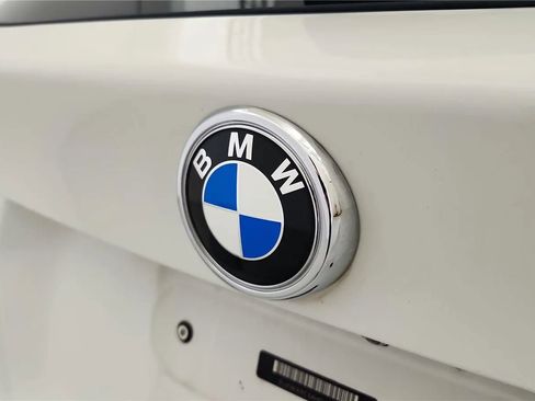 Used 2017 BMW X3 xDrive28i AWD/4WD image 16