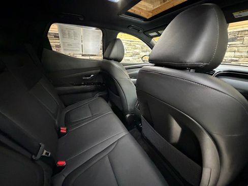 Used 2023 Hyundai Santa Cruz Limited image 32