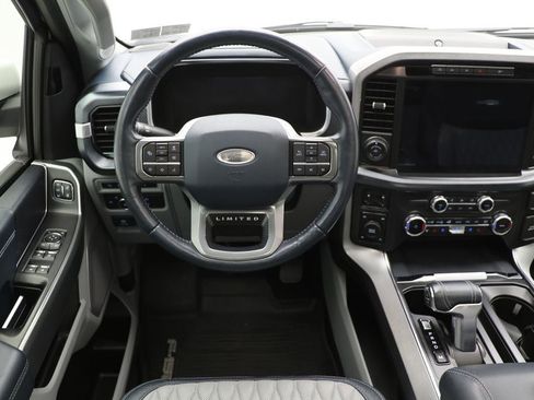 Used 2022 Ford F150 Limited image 14
