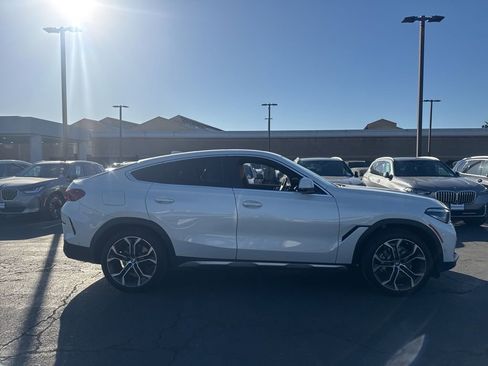 Used 2023 BMW X6 xDrive40i w/ Climate Comfort Package image 6