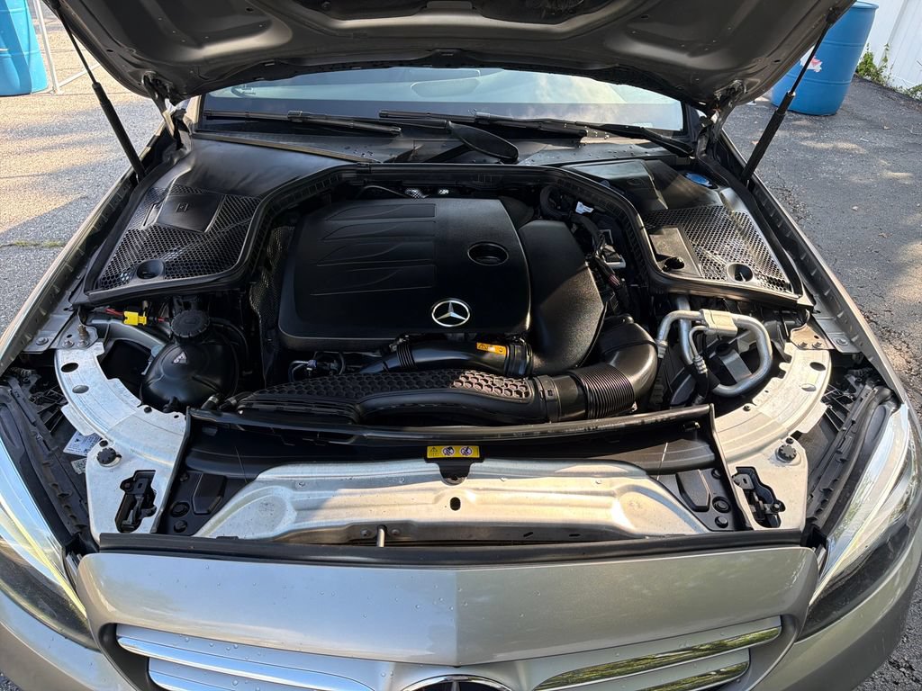 Used 2019 Mercedes-Benz C 300 4MATIC Sedan image 24