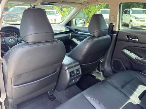 Used 2019 Nissan Altima 2.5 SL FWD image 31