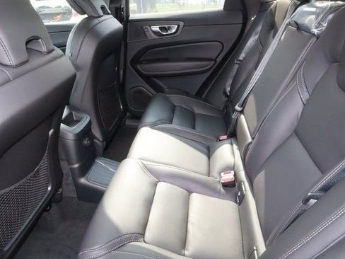 New 2024 Volvo XC60 T8 Ultimate w/ Protection Package Premier image 20