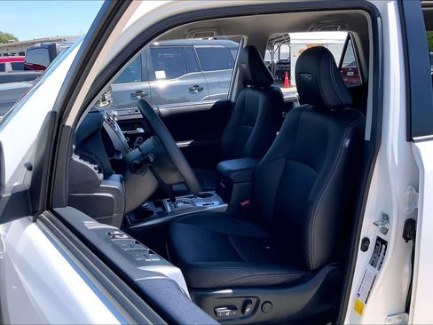 Used 2023 Toyota 4Runner TRD Sport image 8