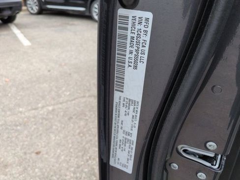 Used 2023 Jeep Grand Wagoneer L 4WD image 30