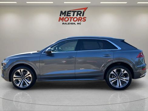 Used 2021 Audi Q8 Prestige image 11