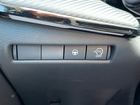 New 2025 Nissan Kicks SR image 27