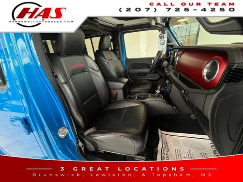 Used 2023 Jeep Gladiator Rubicon w/ Cold Weather Group AWD/4WD image 11