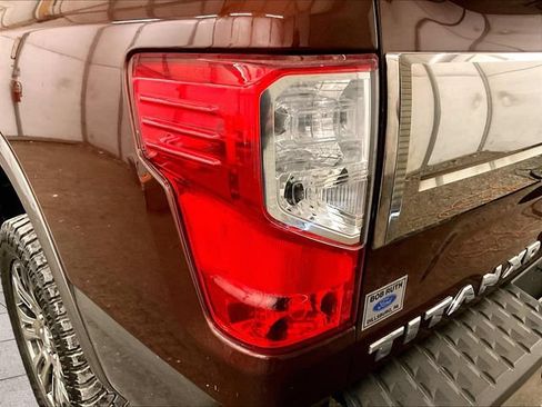 Used 2016 Nissan Titan Platinum Reserve AWD/4WD image 29