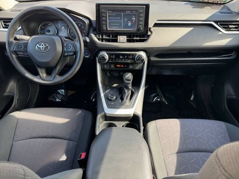 Certified 2019 Toyota RAV4 XLE w/ Convenience Package AWD/4WD image 12