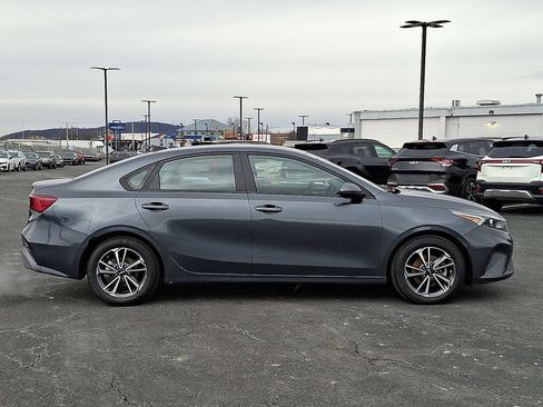 Certified 2023 Kia Forte LXS image 7