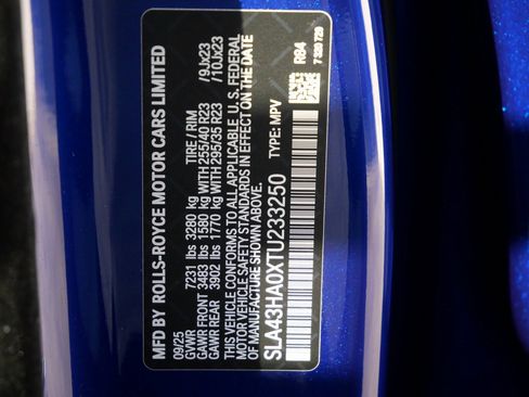 New 2026 Rolls-Royce Cullinan Black Badge image 35