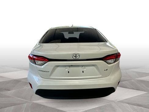 Used 2025 Toyota Corolla LE FWD image 7