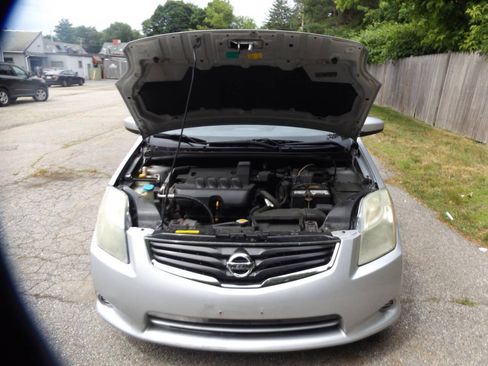 Used 2010 Nissan Sentra 2.0 FWD image 11