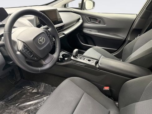 Used 2024 Toyota Prius LE image 10
