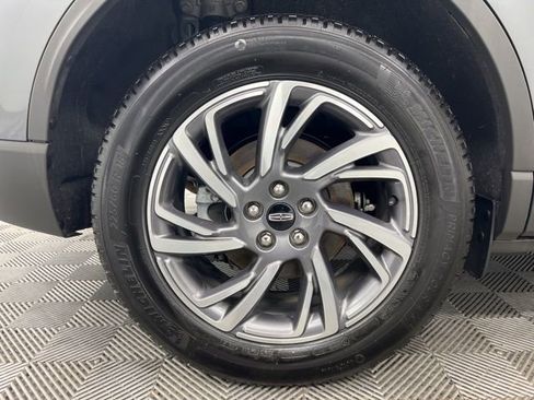 Certified 2025 Lincoln Corsair AWD w/ Equipment Group 101A image 5