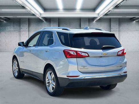Used 2018 Chevrolet Equinox Premier AWD/4WD image 5