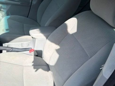 Used 2010 Toyota Corolla LE FWD image 4