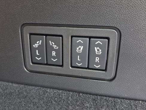 Certified 2024 Cadillac XT6 Premium Luxury w/ Platinum Package image 25